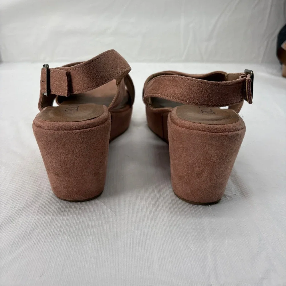 Boutique by Corkys Lenox Mauve Faux Suede Platform Wedge Sandals Womens 9
